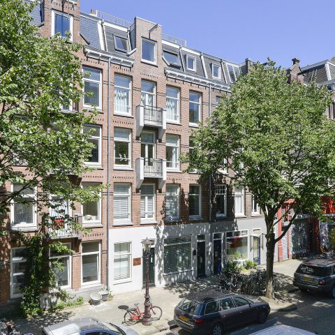 Tolstraat 79